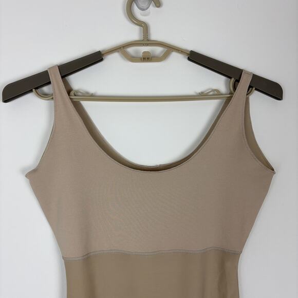 Spanx Hide & Sleek nude beige shapewear Large full slip 060A - Picture 2 of 4